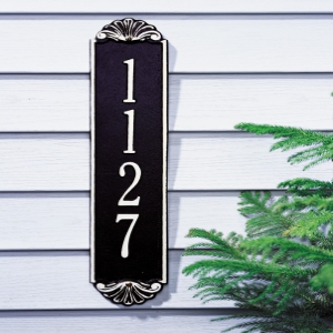 Vertical address plaque 5134 BW Shell